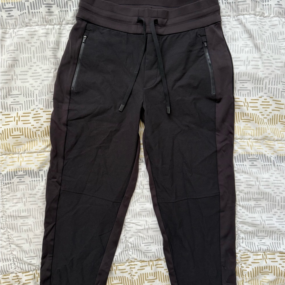 Women’s Athleta Black Jogger workout Pants
